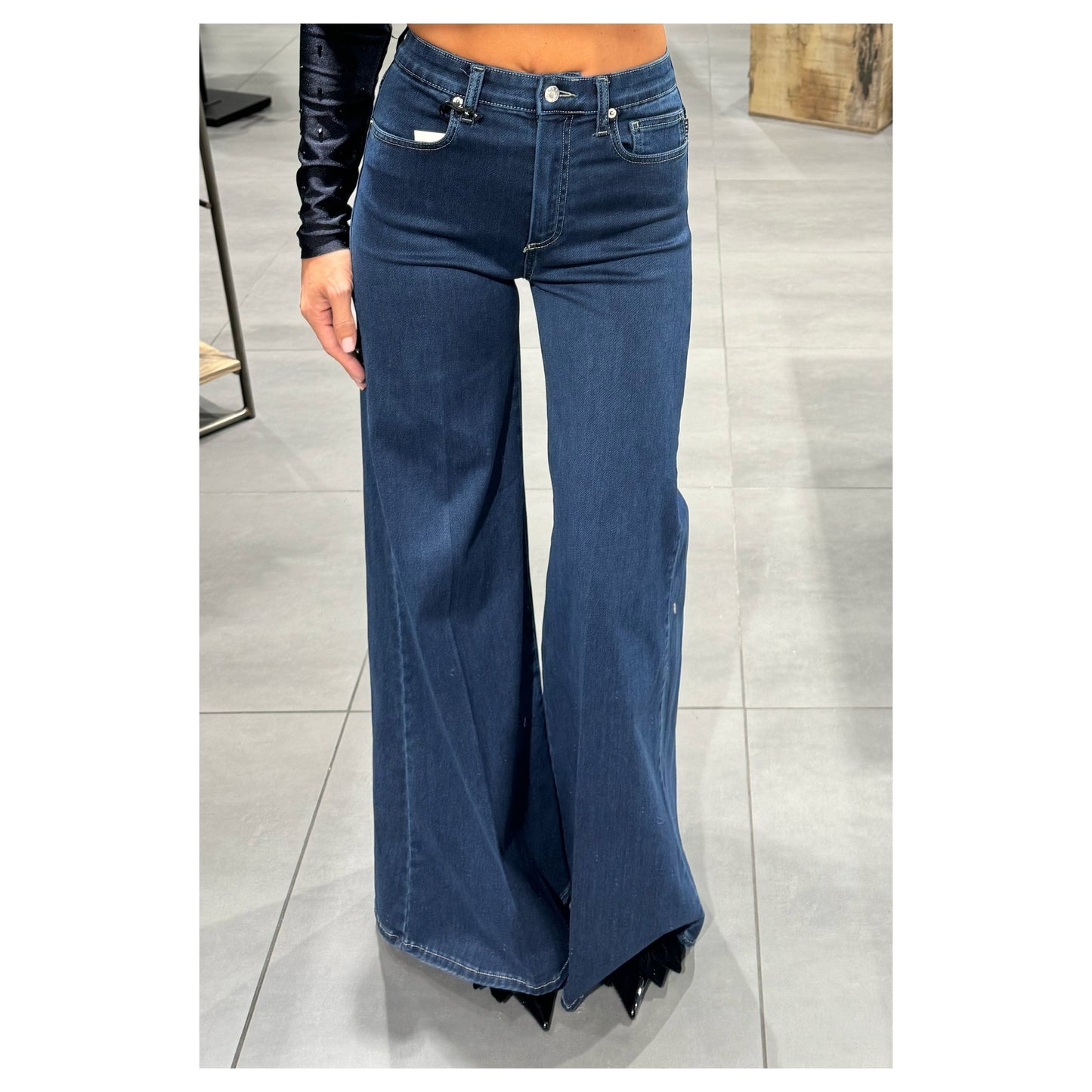 Jeans zampa elasticizzato - Have One