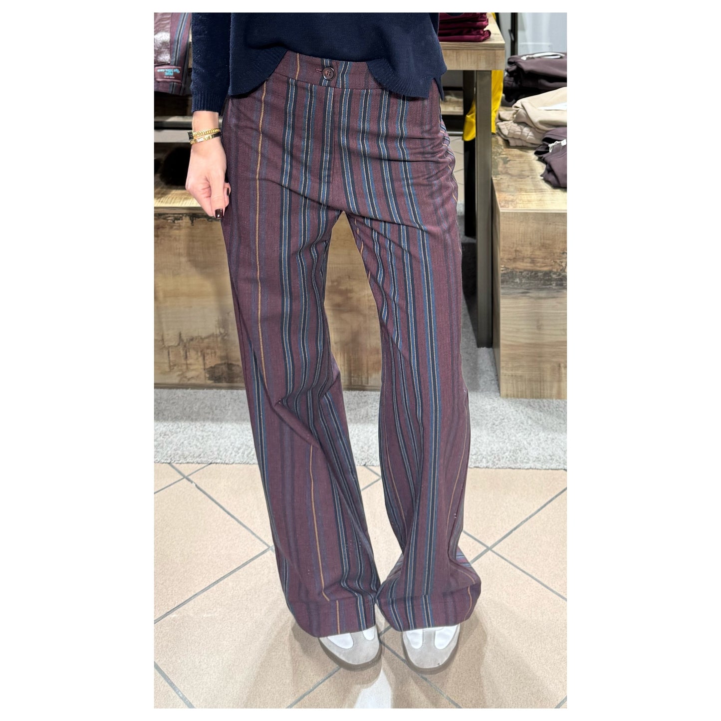 Pantalone palazzo - Meme