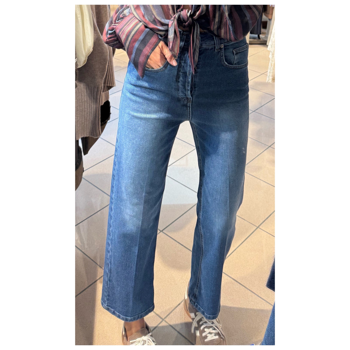 Jeans elasticizzato vita alta caviglia scoperta - Tensione In