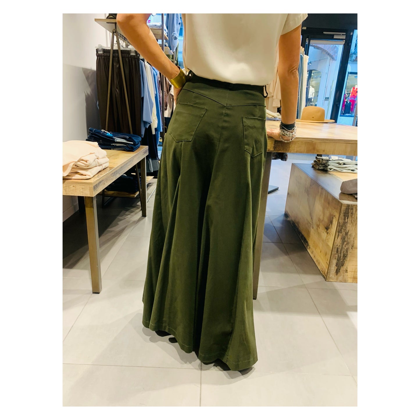 Gonna lunga - Have One