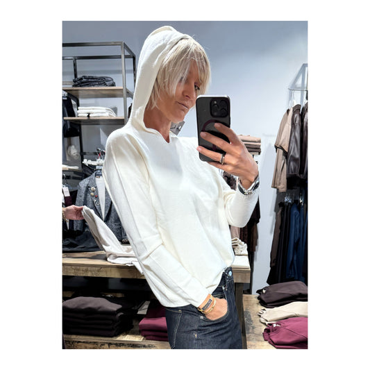 Maglioncino cappuccio - carta libera