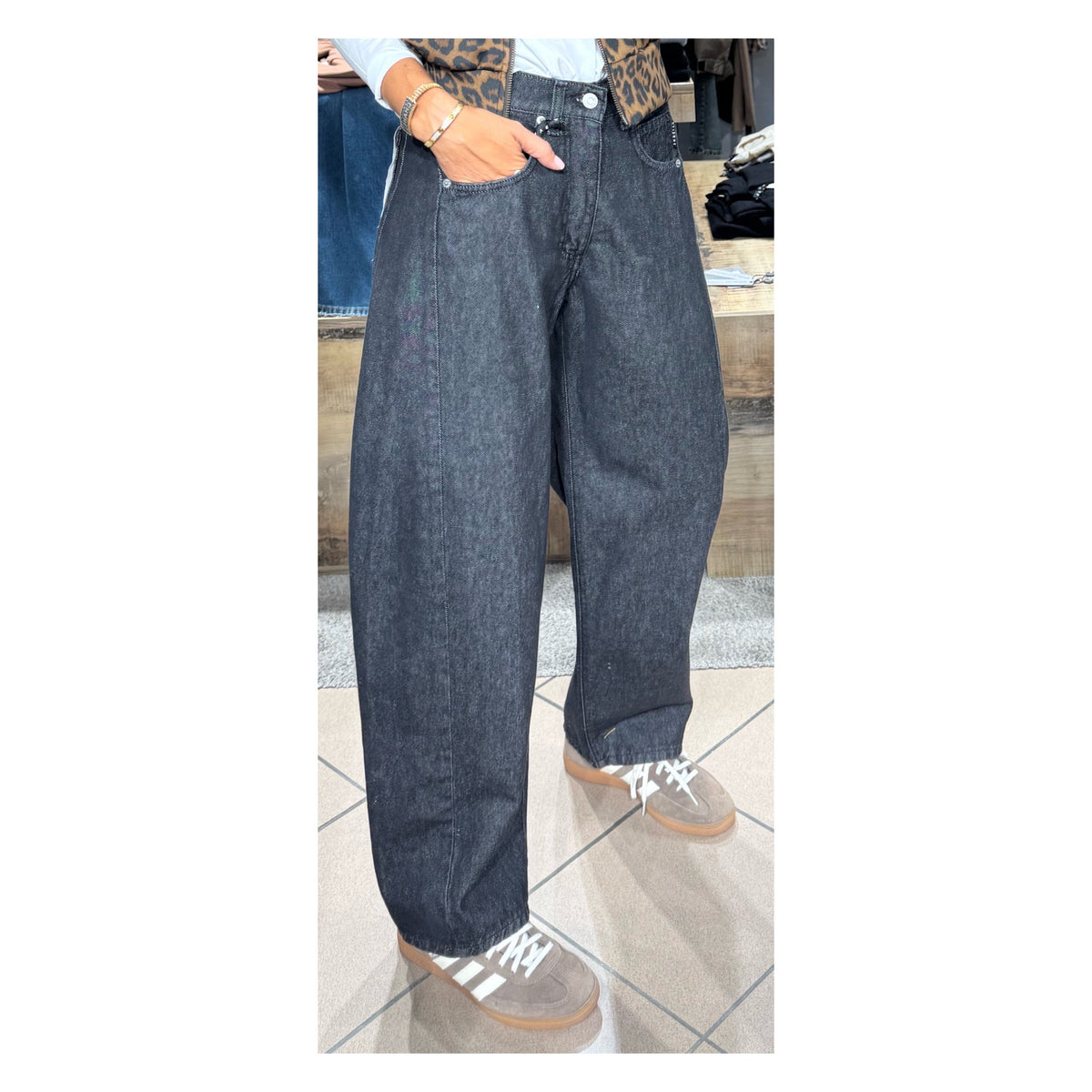 Jeans barrell Lucy nero - Haveone