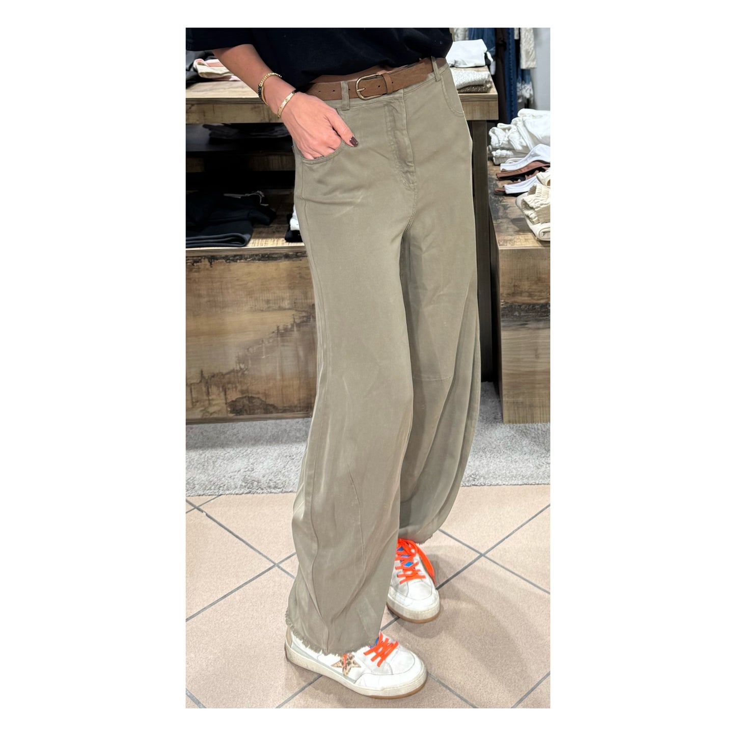Pantalone barrel fluido - Tensione In